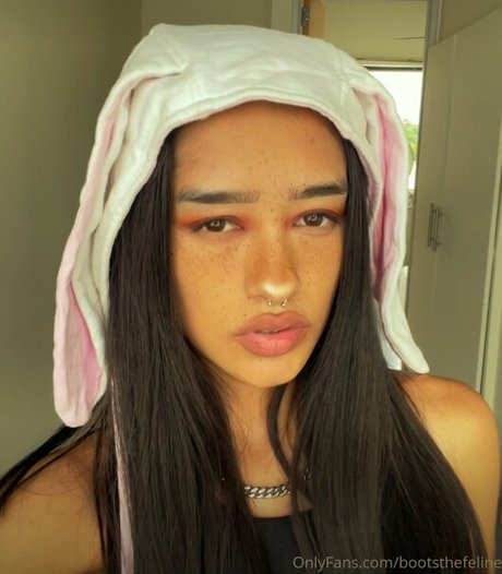 Bootsthefeline