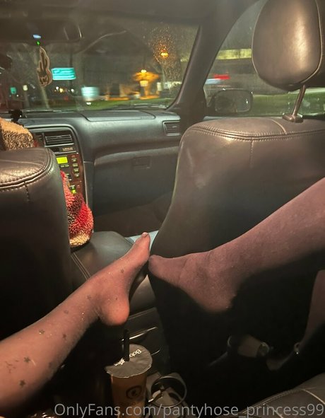 Pantyhoseprincess99