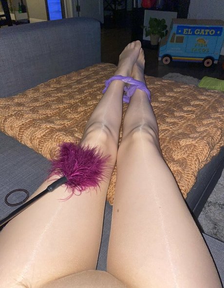 Pantyhoseprincess99