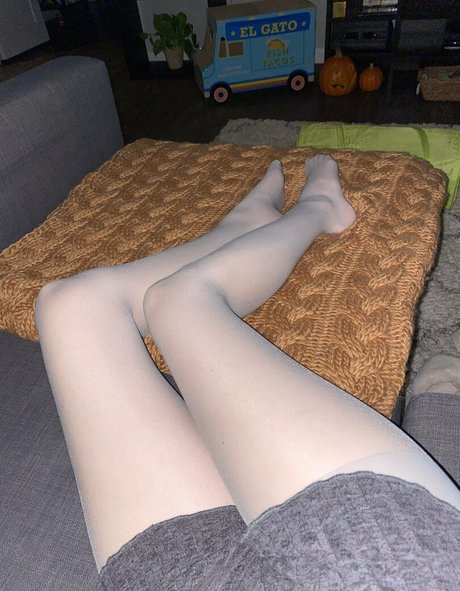 Pantyhoseprincess99
