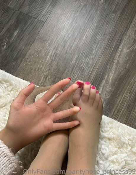 Pantyhoseprincess99