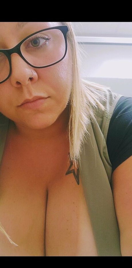 Sexybbwmom11
