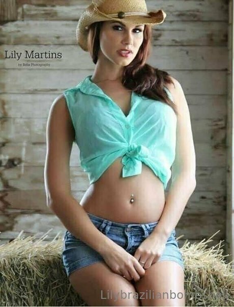 Lilybrazilianbombshell