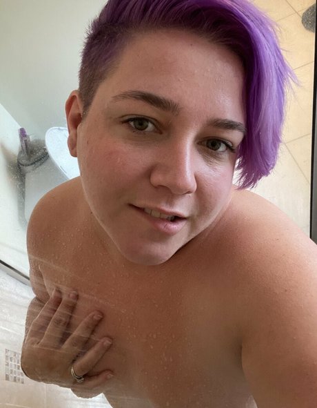 Unsupervisedhousewife