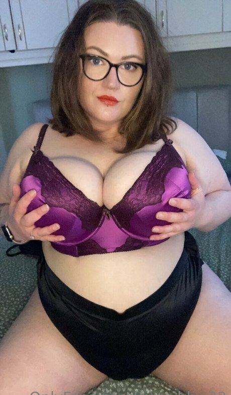 Curvybbw22
