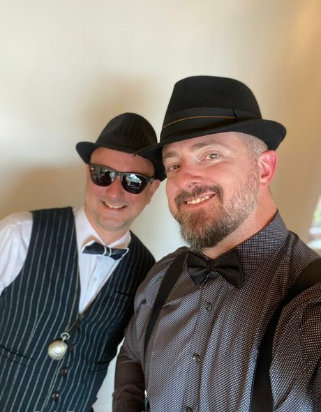 Thefacialpartypremium