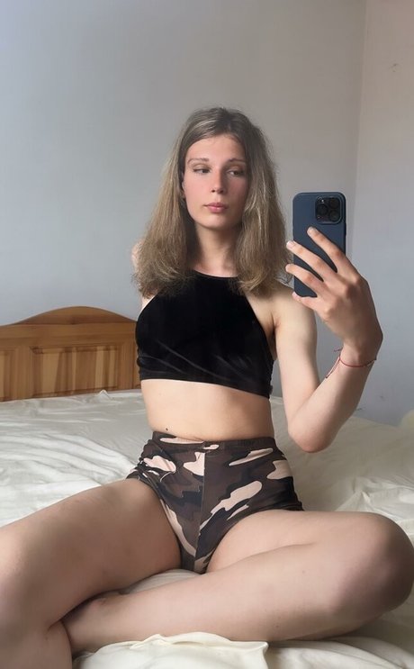 Marie Antoinette 2077