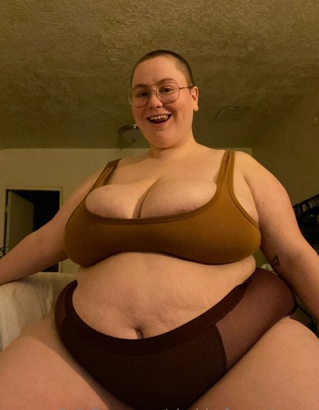 Bbwfrogprincess