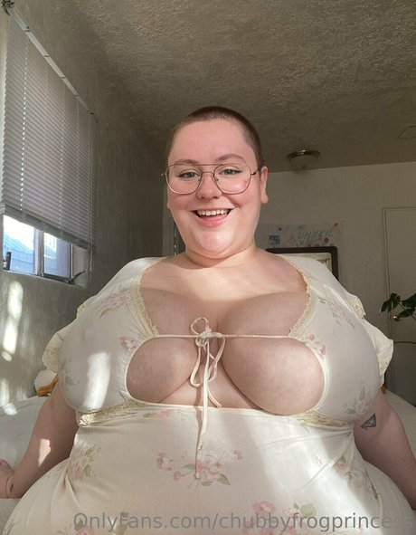 Bbwfrogprincess