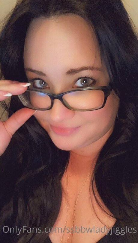 Ssbbwladyjiggles