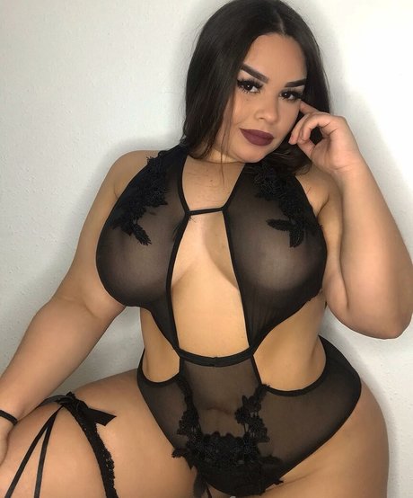 Curvyexoticaa