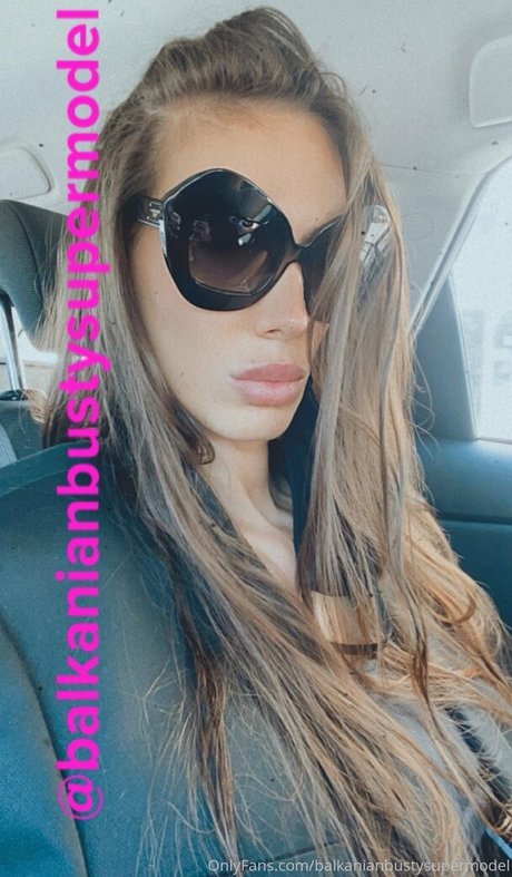 Balkanianbustysupermodel
