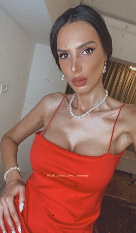 Balkanianbustysupermodel