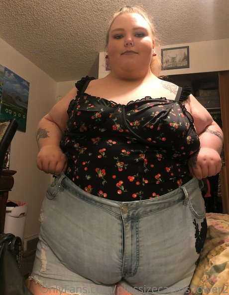 Plussizecactusflower2