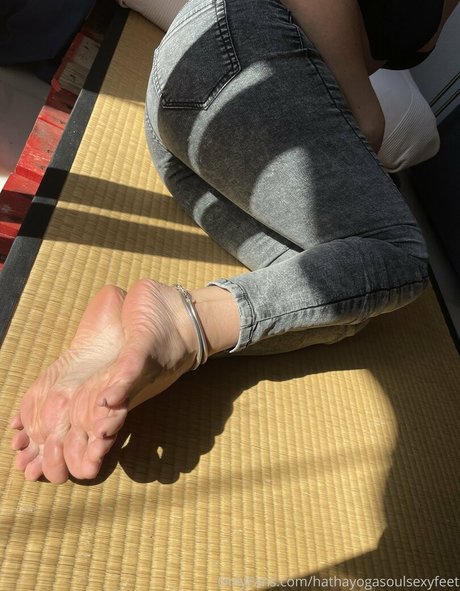 Hathayogasoulsexyfeet