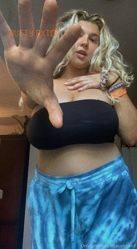 Thebustybxtch