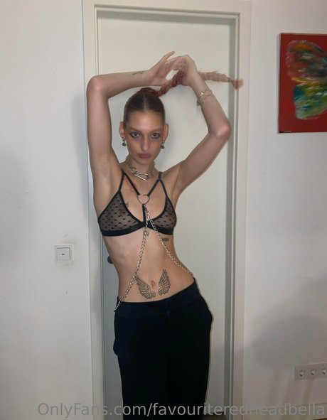 Favouriteredheadbella