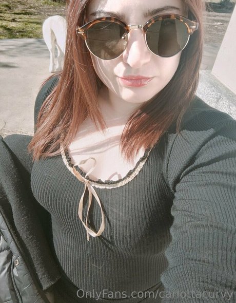 Carlottacurvy