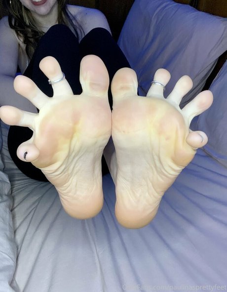 Paulinasprettyfeet