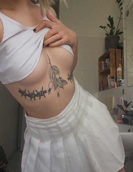 Sophia Does Random Stuff